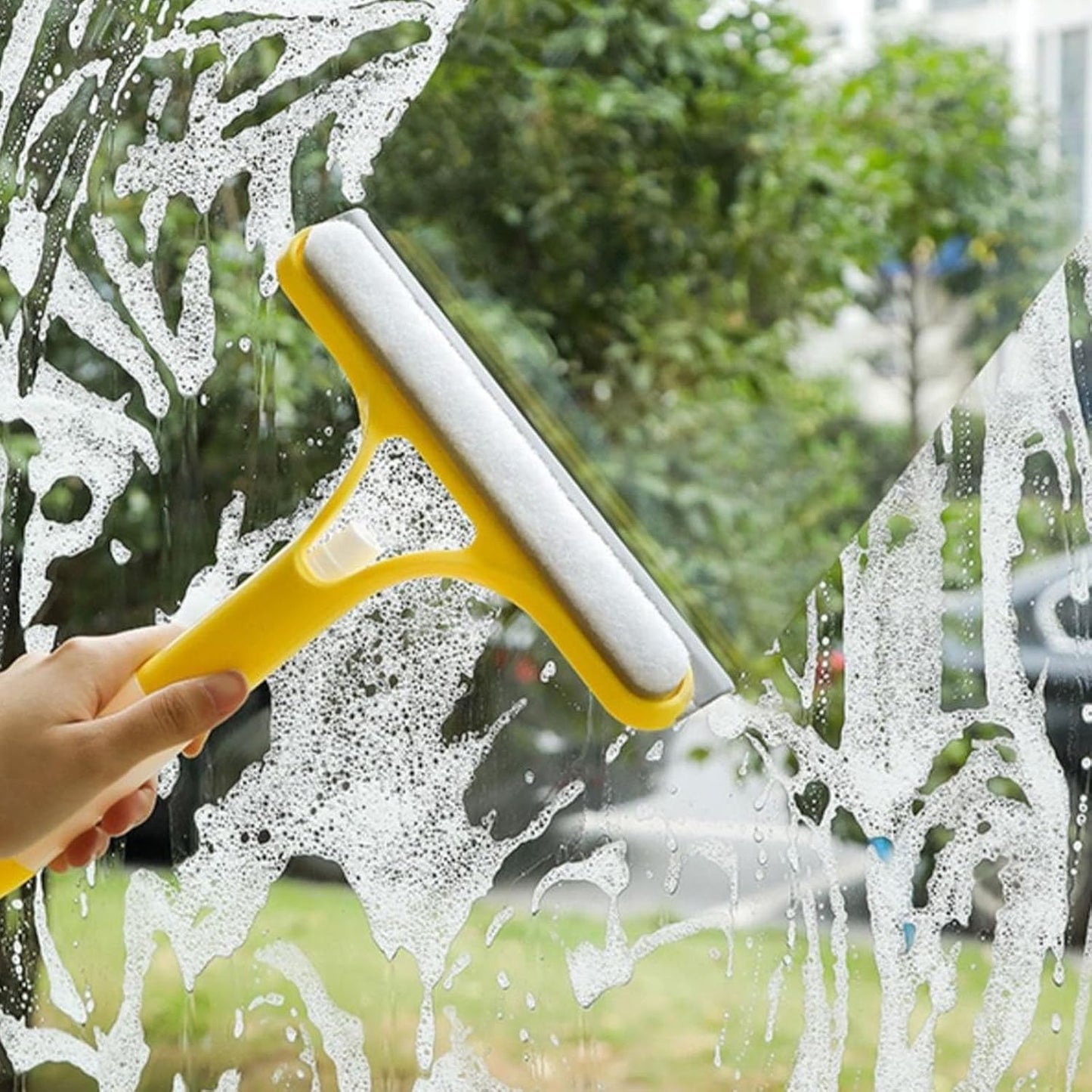 🧼 2-in-1 Spray Window Cleaner