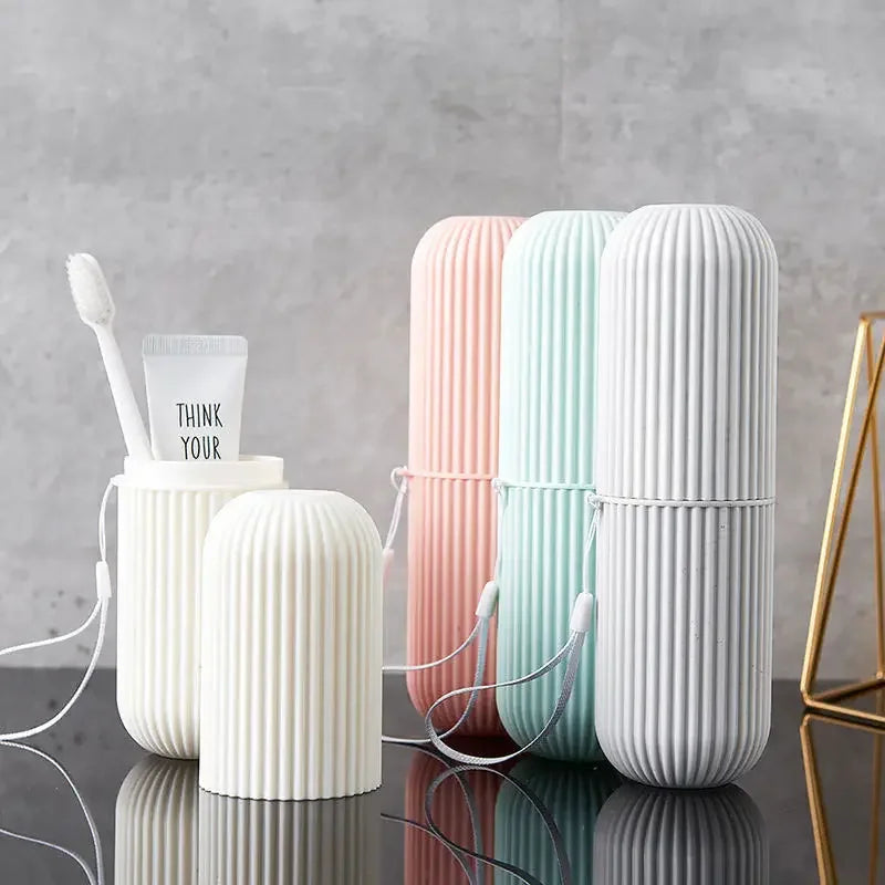 🪥 Travel Toothbrush Holder Case