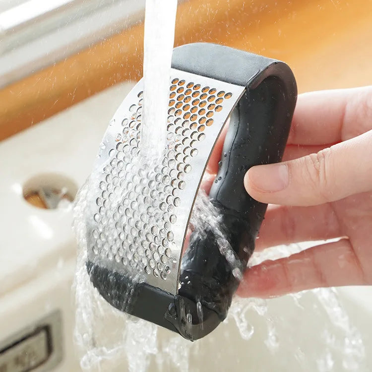 ๐ง Stainless Steel Garlic Crusher