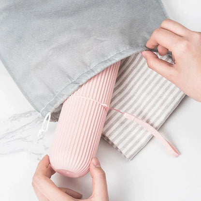 🪥 Travel Toothbrush Holder Case